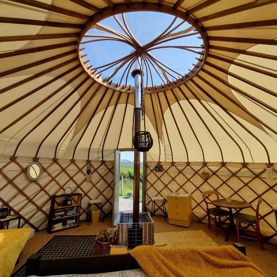 מלון Cynghordy Bronfelen Yurt מראה חיצוני תמונה